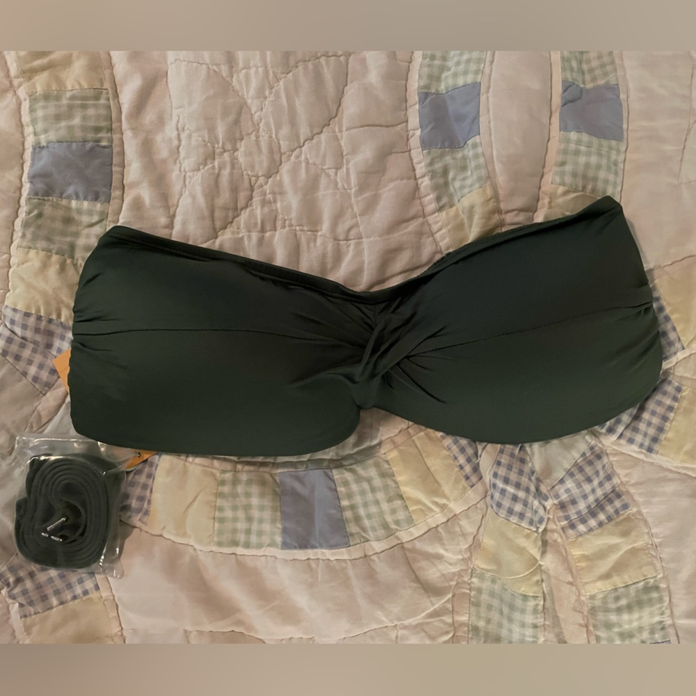 NWT Kona Sol bikini top size D/DD green